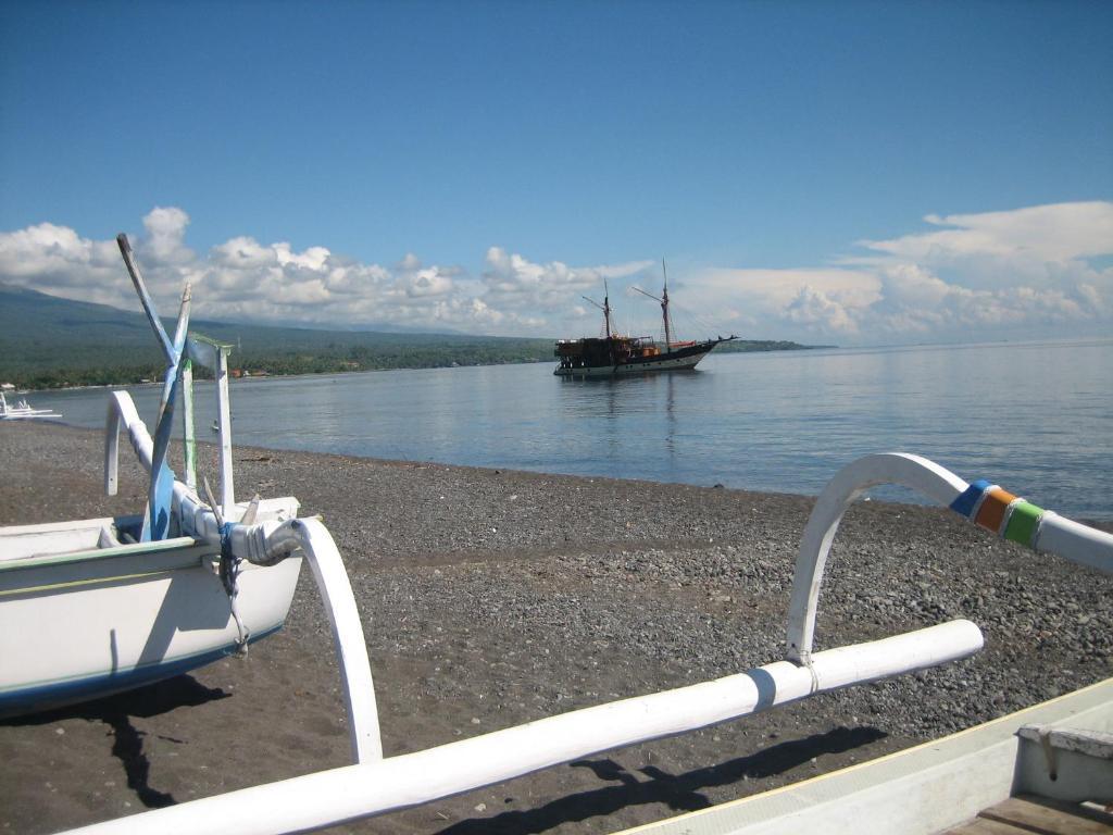 Lucky Paradise Bungalows On The Beach Amed Exterior foto